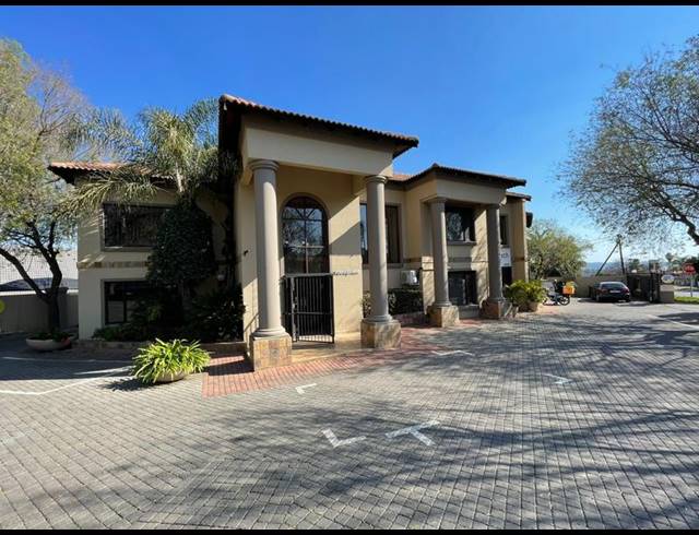 BUSINESS FOR SALE IN ROOIHUISKRAAL